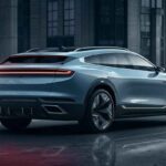 Renault Espace: il restyling che sorprende e rinnova il mito