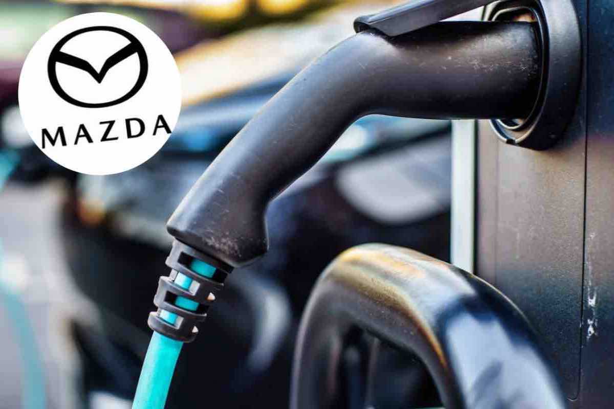 Automobile elettrica Mazda