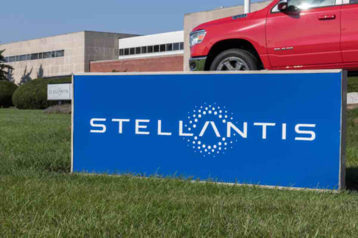 Gruppo Stellantis logo