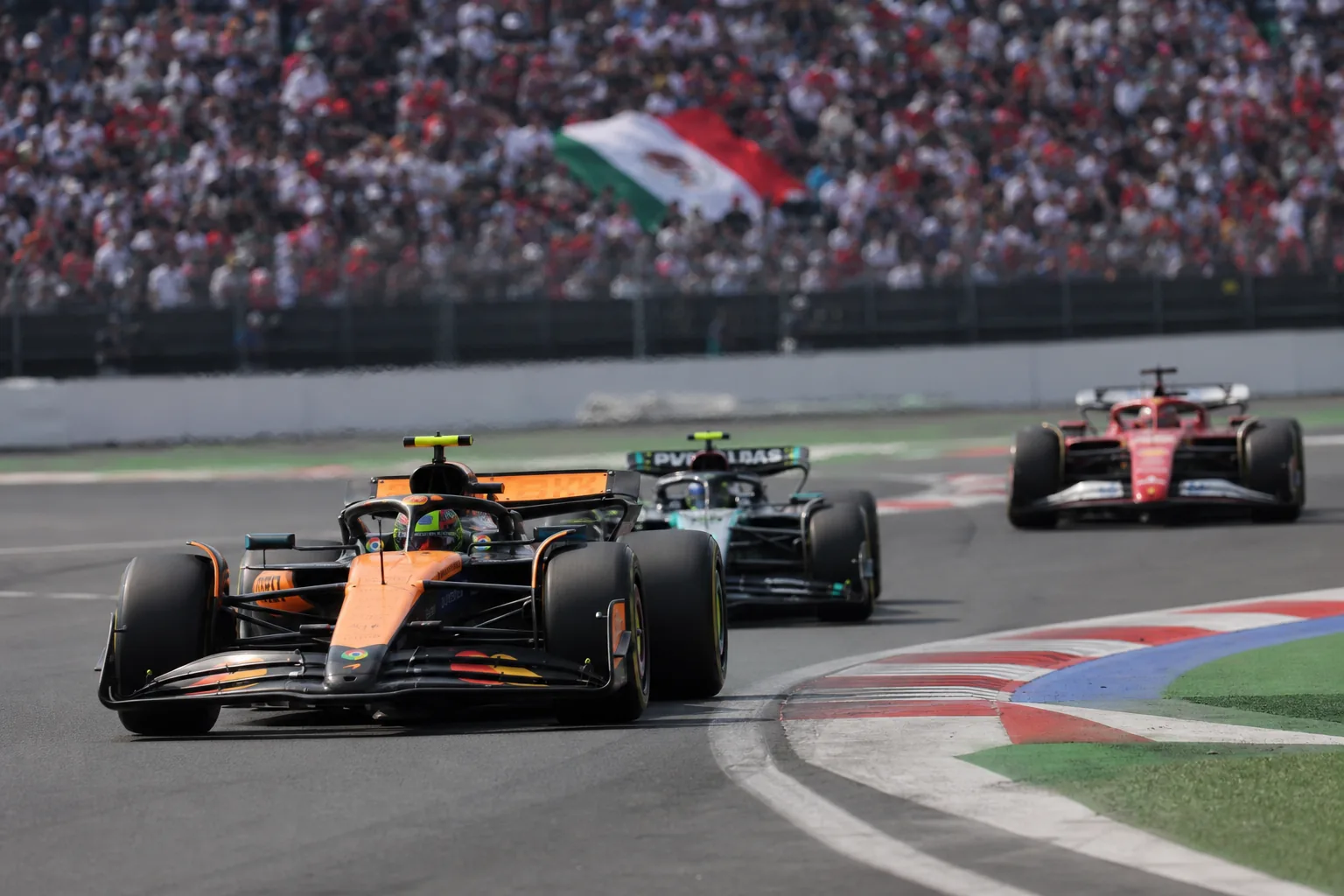 Norris batte Antonelli di un millesimo nelle Libere 3 a Messico: Leclerc terzo